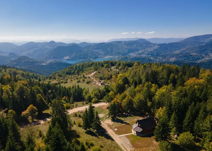 بيت للعطل Brvnara Petra